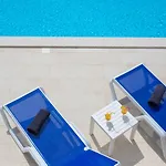 Zala Villa Rasopasno